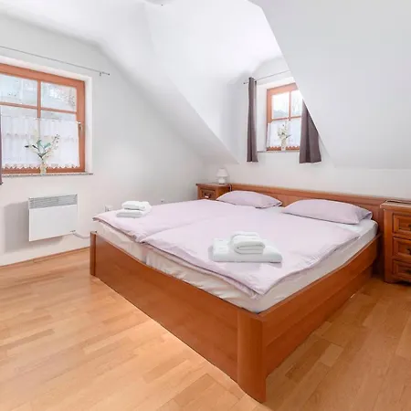 Apartma Metka *