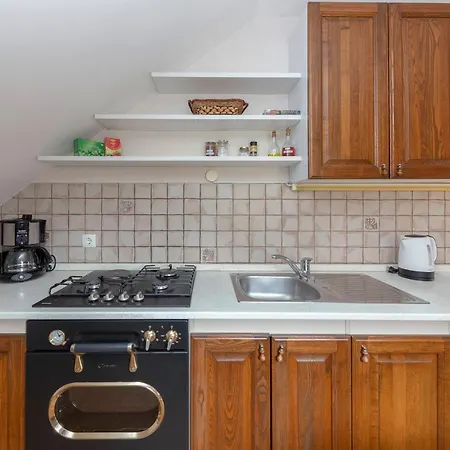 Apartma Metka Медводе